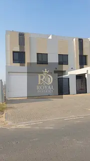 SUPER DESTRESS DEAL | 4 BR MASTERS | TOWNHOUSE | PREMIUM LOCATION | FREEHOLD