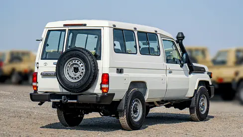 صورة 3 لـ 2026 Toyota LAND CRUISER 70 SERIES