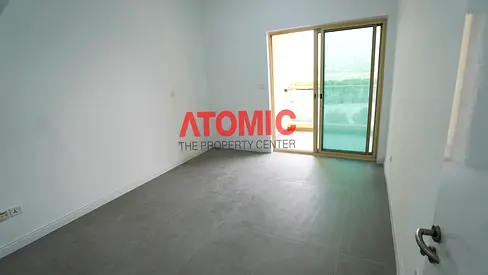 Fully Renovated So Much Space Vacant Reay to Move