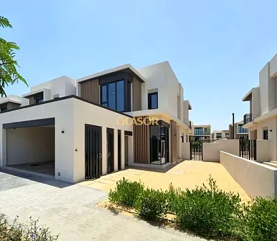 Brand New | Single Row | Corner Unit | Close to the Amenities | Community Expert