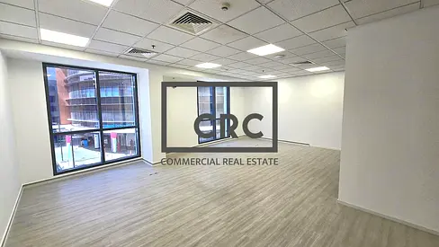 DIP | Fitted Office DED License | 1 Parking Space