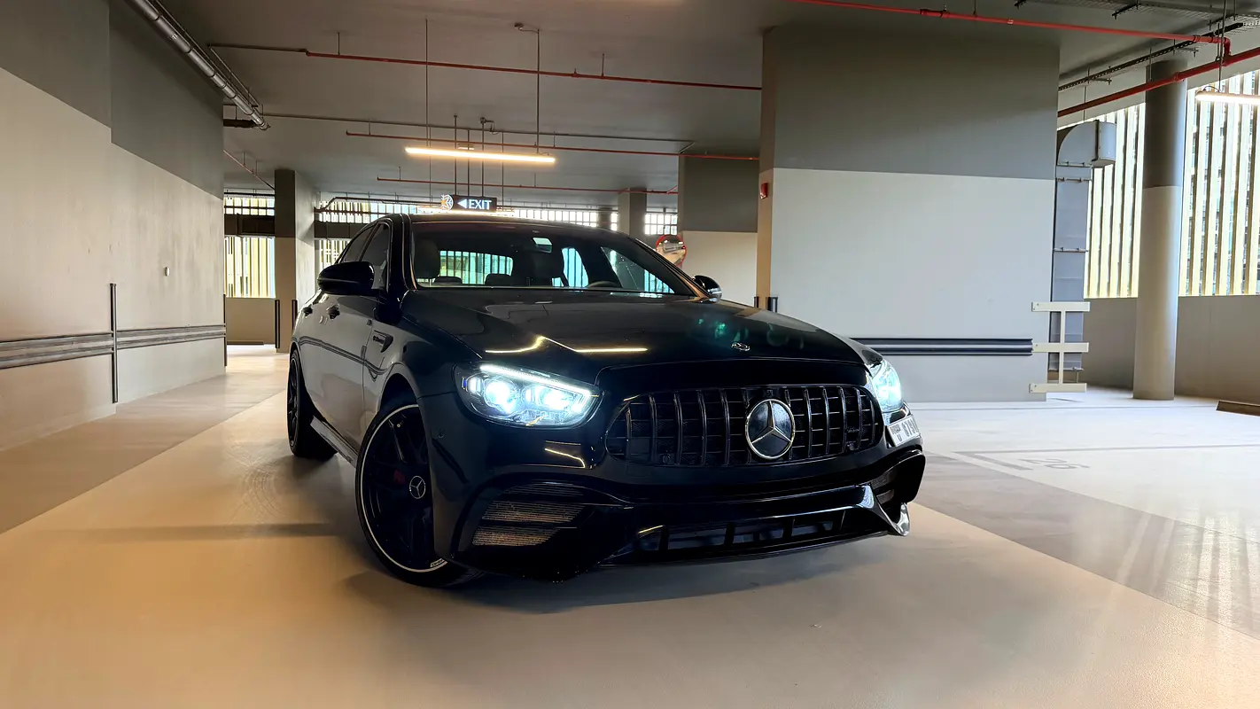 Mercedes-Benz E-Class 2018 — photo 1 of 8