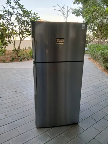 Bosch refrigerator big size price 2550/aed