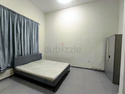 Master Room Available in Al Barsha South 2 ( no commission)