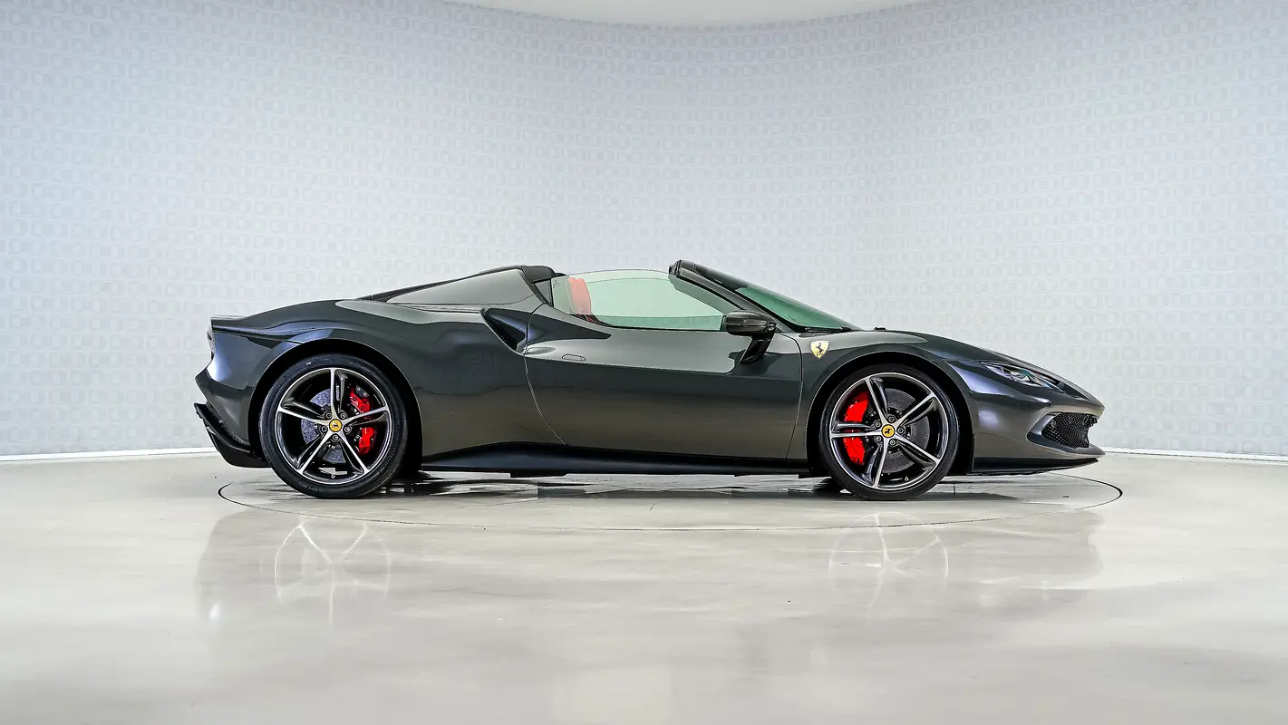 Ferrari 296 GTS 2023