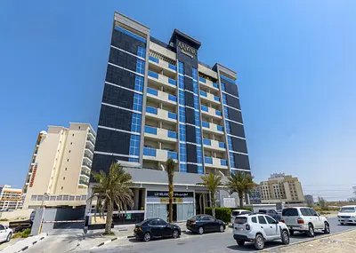 غرفة نوم واحدة كبيرة معروضة للبيع