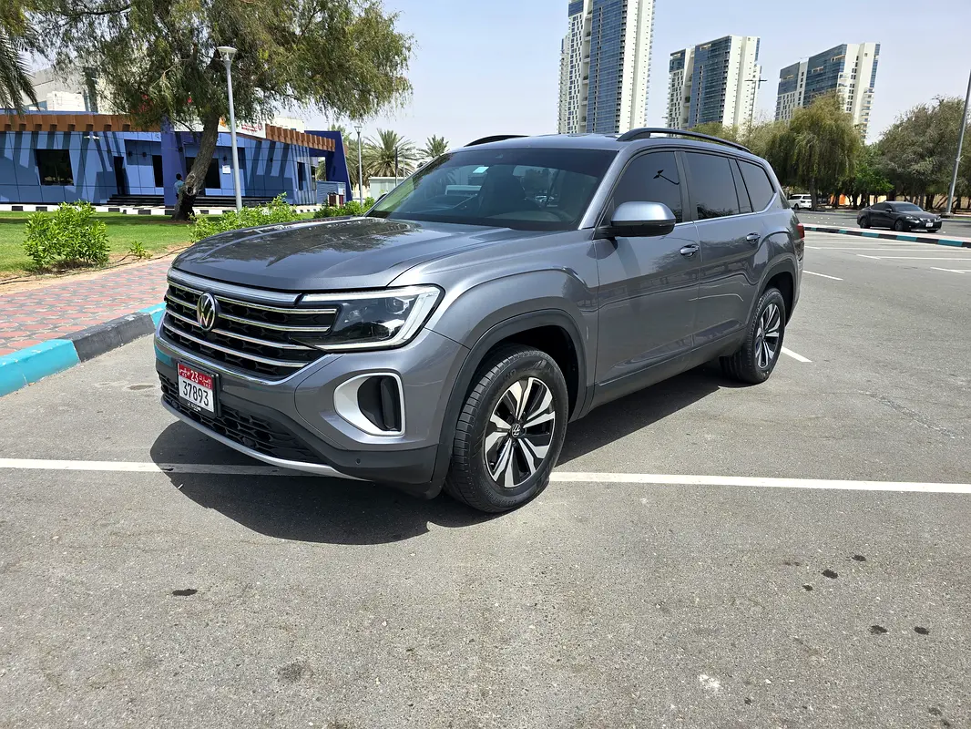 Volkswagen Teramont 2024 — photo 1 of 17