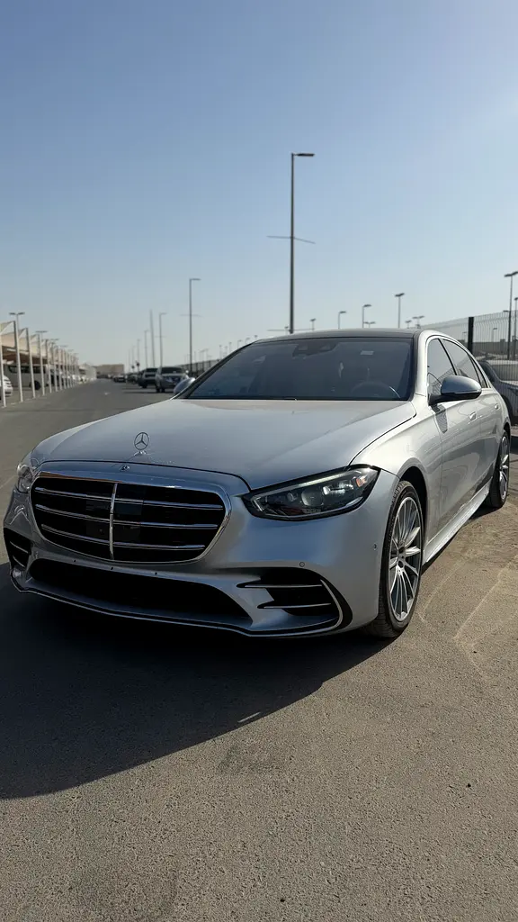 Mercedes-Benz S-Class 2023 — photo 1 of 17