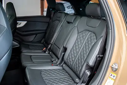2025 AUDI SQ7 photo 14