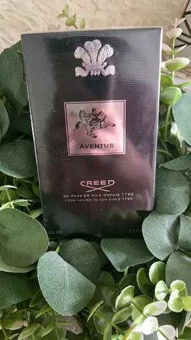 Urgent sell brand new 100%original Creed Aventus perfume