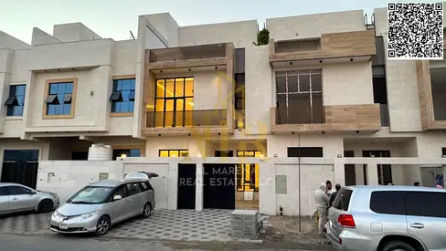 Two-story villa with a rooftop and American-style kitchen. Located close to services and public facilities. Price includes registration and ownership