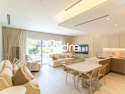 Fully Renovated Unit | 2BHK Townhouse with a Lift | Park Facing