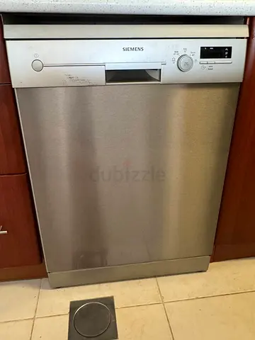 Siemens Stainless Steel Built-in Dishwasher - Good Working Condition