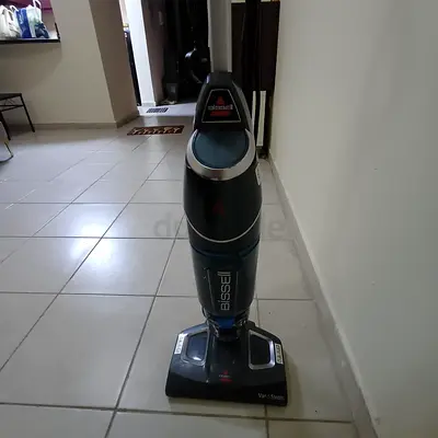 Bissell Upright Vacuum Cleaner with steam mopping - Good Working Condition