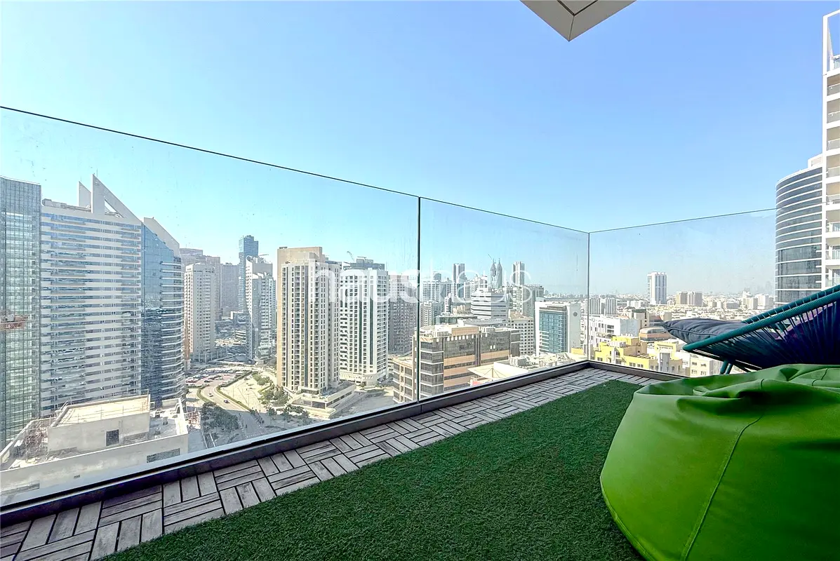 High floor | Spacious Living Area | 2 Balconies