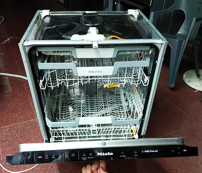 Miele Built-in G 7360 SCVi AutoDos is a premium, fully integrated Dishwasher. With WiFi Connect