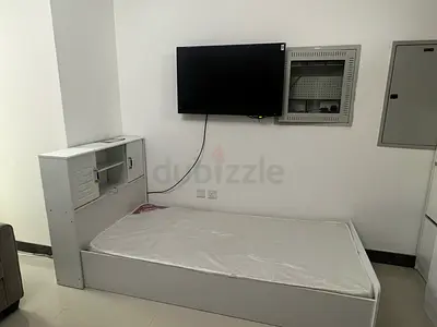 سرير للايجار الشهري في سكن شباب عرب، دبي، ورسان 4