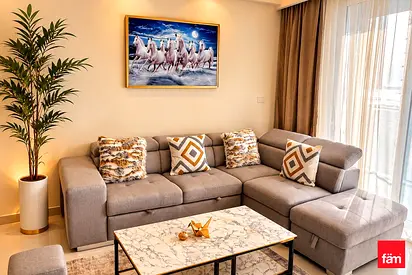 Furnished | Spacious Palm View | Vacant