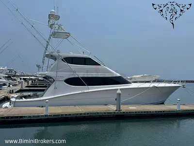 Hatteras 77