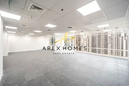 Lake View Office | High Floor| Prime Location
