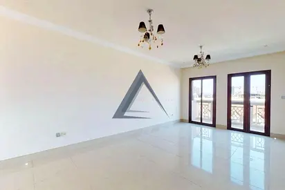 Massive 2BHK Close Kitchen Next to JSS, Vacant