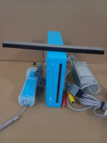 Nintendo Wii Console (Blue edition
