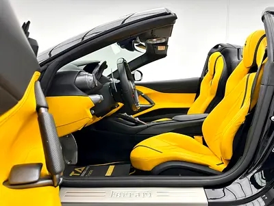 2020 Ferrari 812 GTS photo 16