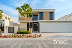 Upgraded | Corner Plot | Vacant Now