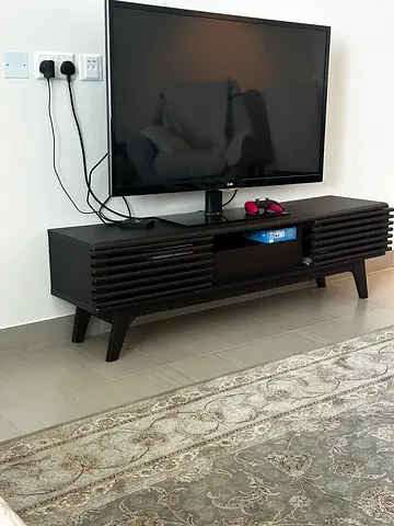 Tv table