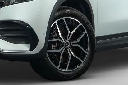 2022 Mercedes-BENZ EQA 照片 8