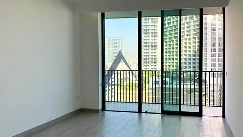 Modern | Brand New | Park View