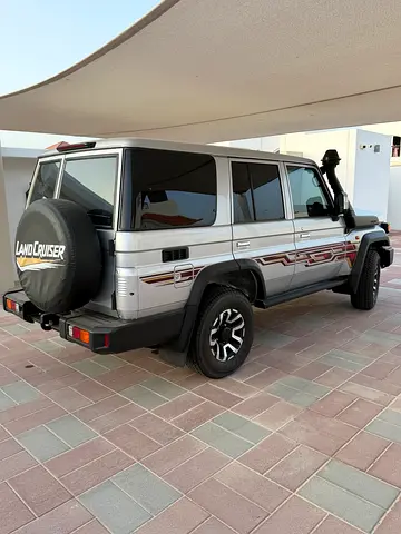 Toyota Land Cruiser LC 76 70th Anniversary, миниатюра 4