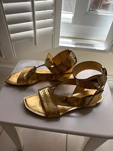 Gold Metallic Womens Sandal Heels - Size Noted (Pre-owned)