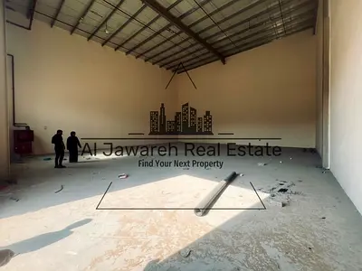 High ceiling warehouse, 3015 sq ft, 15 kW electricity, suitable for storage and light activities