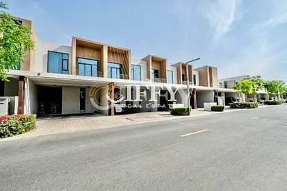 Stylish 3BR Villa with Park Views in Springs, Arabian Ranches 3