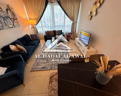 للإيجار غرفة وصالة مفروشة فرش راقي في برج الشاطئ 1