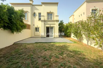Fully Upgraded | Lake View | Near Pool and Park