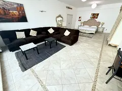 WOW, reduce price ,very spacious bedroom available immediately. Amazing view