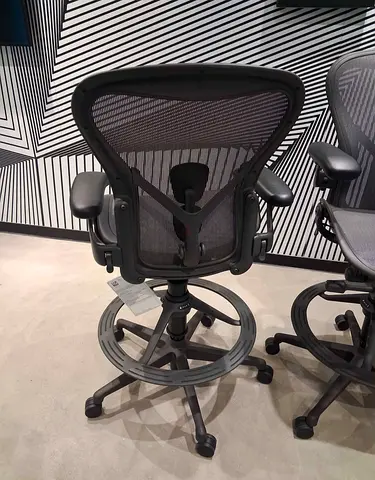 Full Option Remastered Herman Miller Aeron Graphite Chair With Aeron Stool Size B