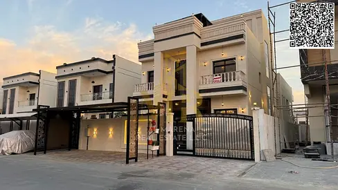 Classic villa with a swimming pool, conveniently located near amenities, luxurious finishing, all fees included, freehold ownership, open to all natio