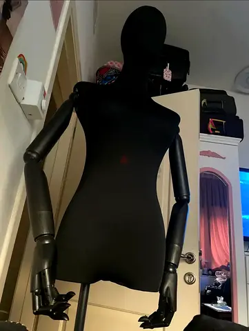 display mannequin