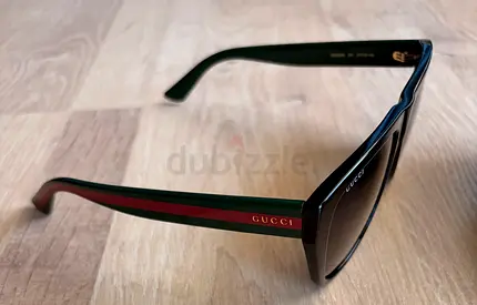 Gucci unisex sunglasses with signature green-red stripe - BRAND NEW