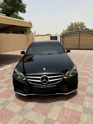Mercedes-Benz E-Class E 300 2015 GCC Specs