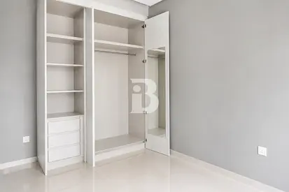 VACANT 1BR | GREAT LOCATION | BALCONY