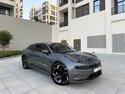 ZEEKR 001 PERFORMANCE  WARRANTY UNTIL 2028 WITH  EVS