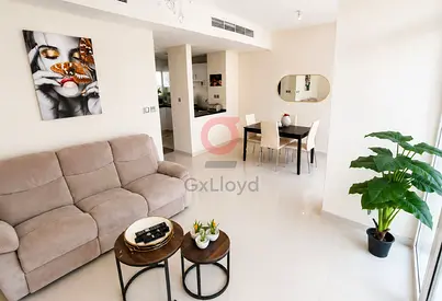 Vibrant 3BR | Private Garden | Spacious Layout