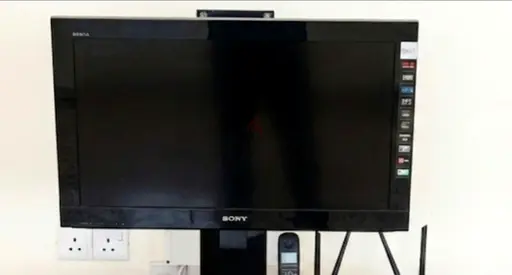 Sony 32 Flat Panel TV - Good Condition