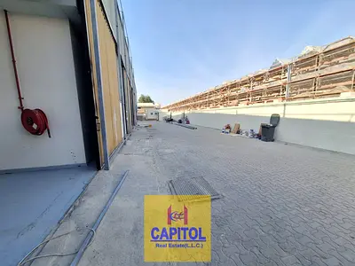 570 sqft on Mezzanine Floor Available in Al Quoz industrial