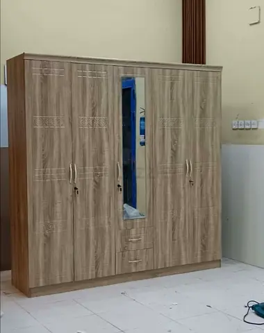Brand New wood cabinet 5 Door good quality available
