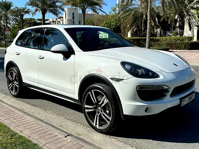 Porsche Cayenne S 2012 | GCC Specs | V8 Performance